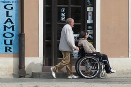wheelchair-908343_960_720.jpg