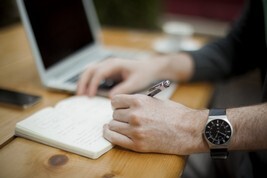 writing-336370_960_720.jpg
